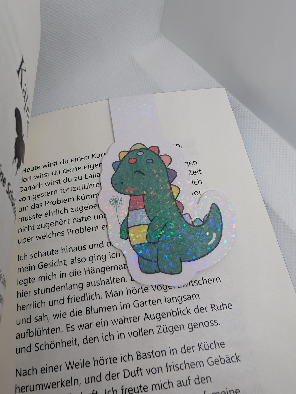 Magnetisches Lesezeichen Dino mit Blume