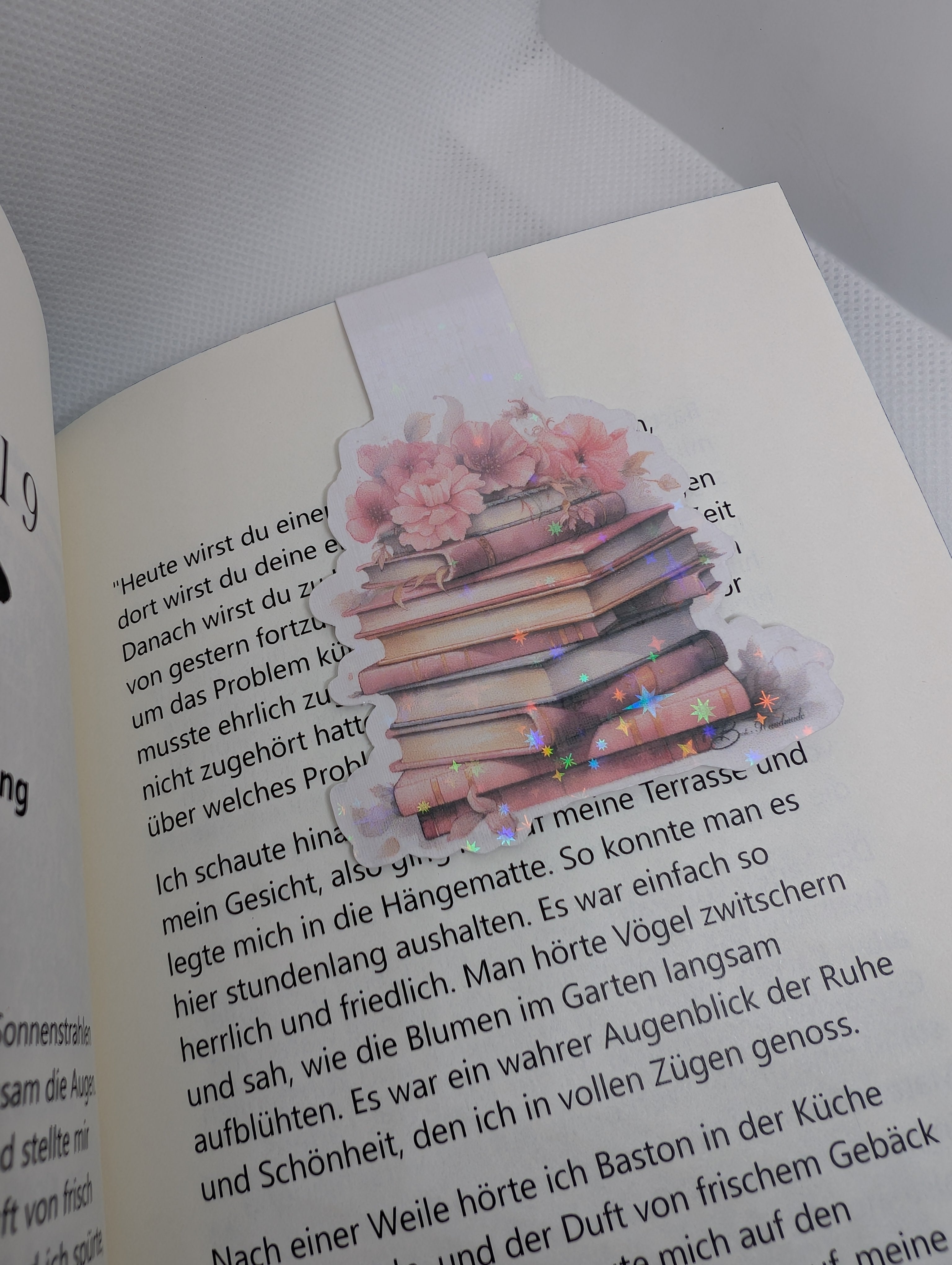 Magnetisches Lesezeichen Bücherstapel